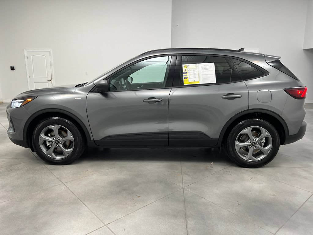 Used 2026 Ford Escape ST-Line FWD image 5