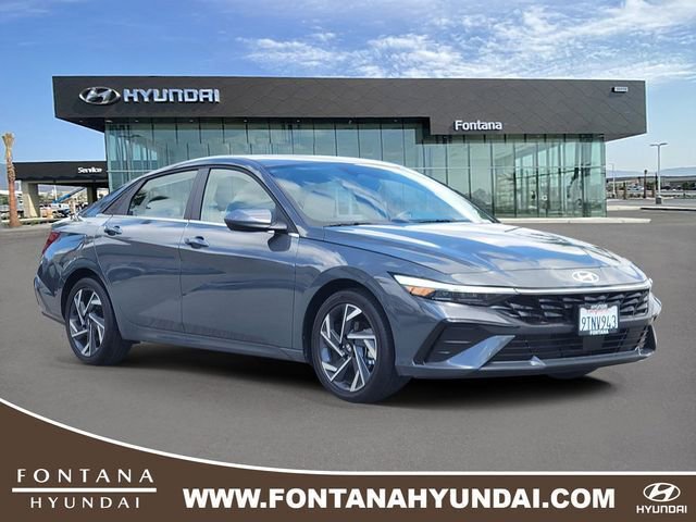 Certified 2025 Hyundai Elantra SEL image 1