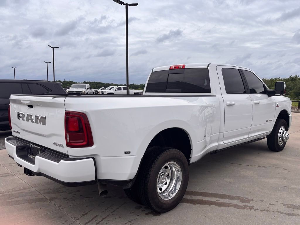 Used 2026 RAM 3500 Laramie AWD/4WD image 5