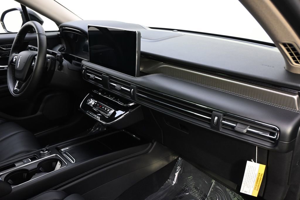 New 2026 Lincoln Corsair Reserve image 15