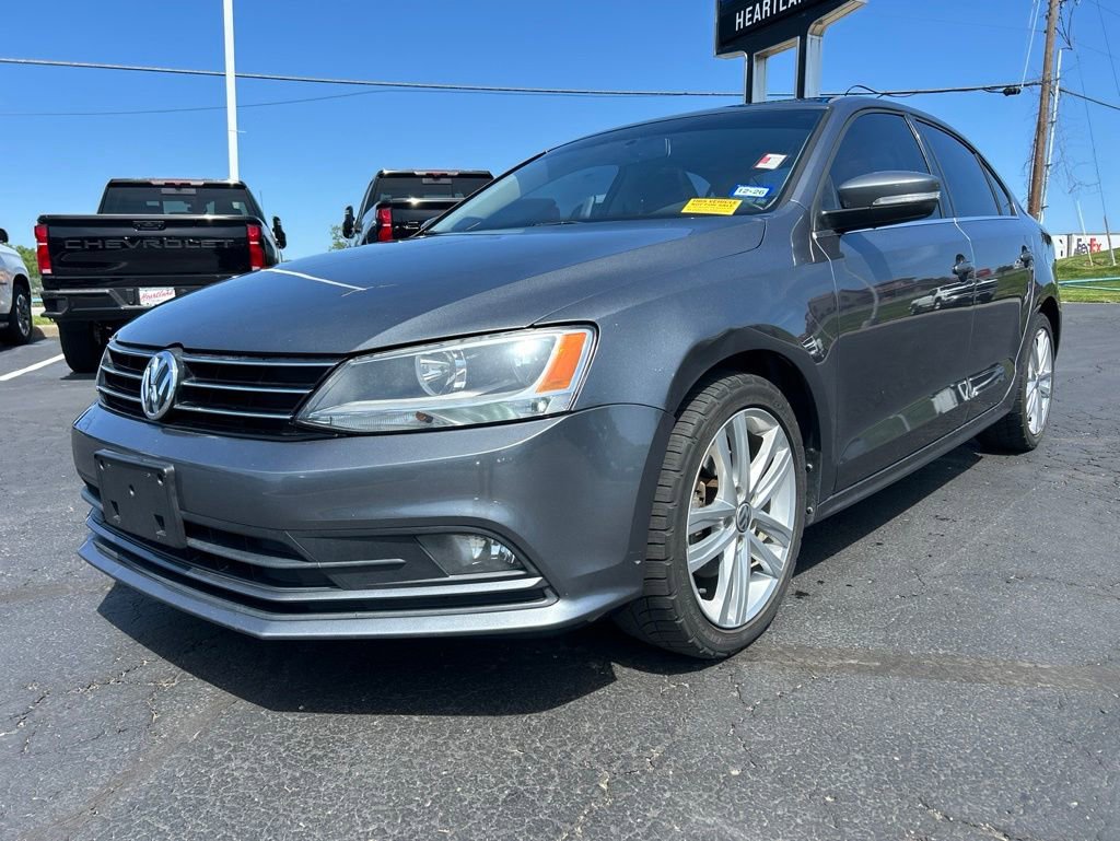 Used 2015 Volkswagen Jetta TDI SEL FWD image 1