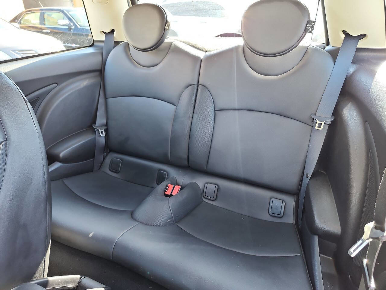 Used 2013 MINI Cooper Hardtop image 17