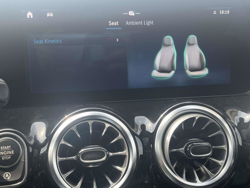 New 2026 Mercedes-Benz GLA 250 4MATIC image 24