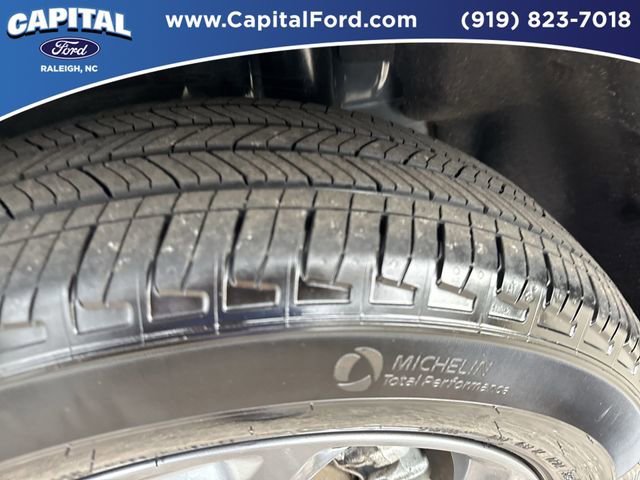 Certified 2025 Ford Escape ST-Line Elite w/ Tech Pack #1 image 14