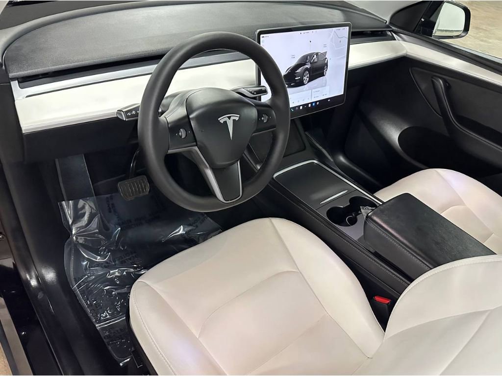 Used 2023 Tesla Model Y Long Range image 20