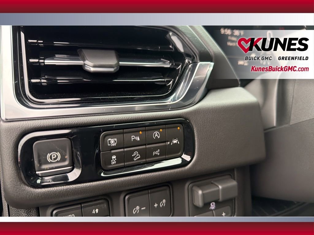 New 2026 GMC Yukon XL Denali w/ Denali Reserve Package image 27