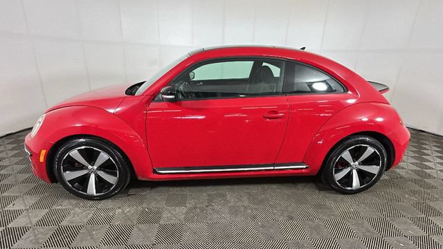Used 2013 Volkswagen Beetle Turbo FWD image 5