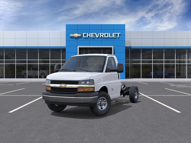 New 2026 Chevrolet Express 3500 w/ Power Convenience Package RWD image 8
