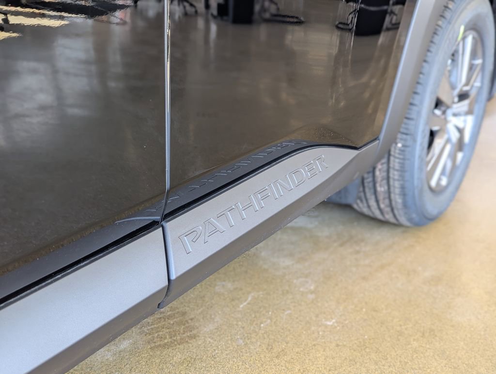 New 2026 Nissan Pathfinder SV image 10
