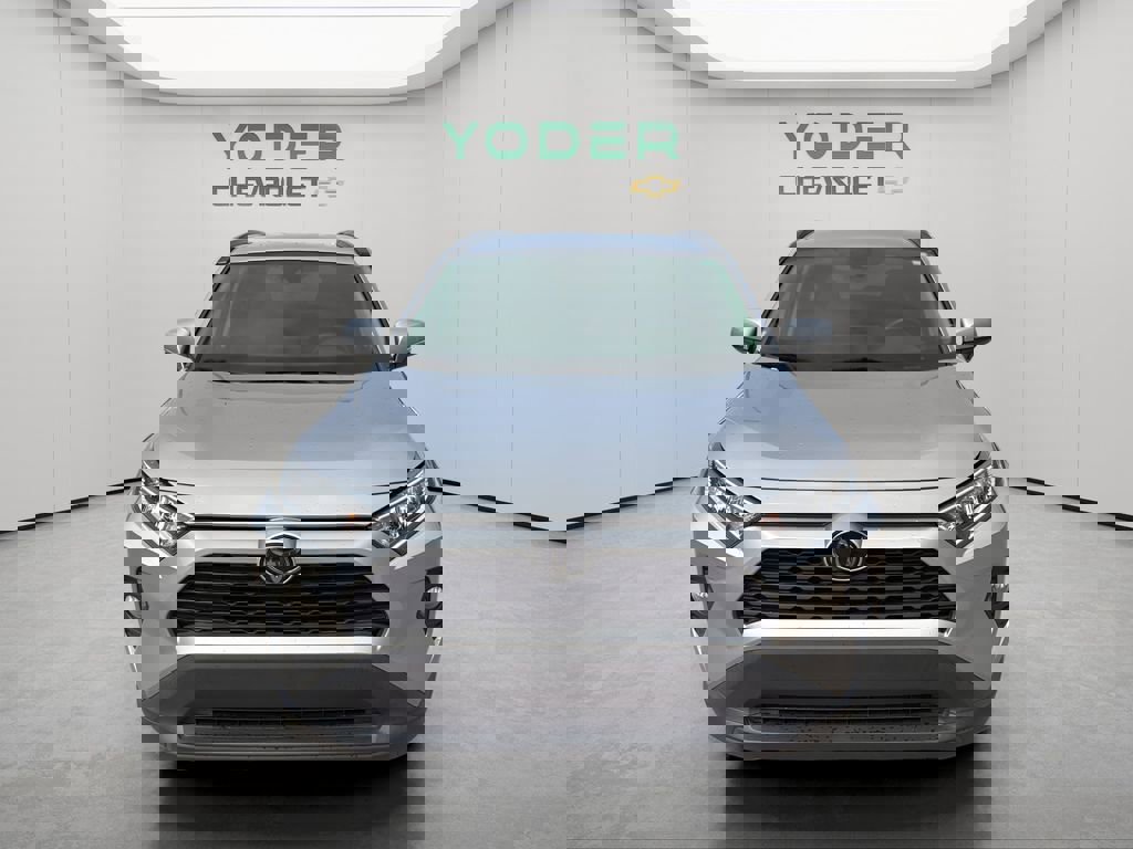 Used 2021 Toyota RAV4 XLE w/ Carpet Mat Package (TMS) AWD/4WD image 57