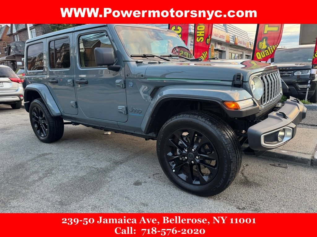 Used 2025 Jeep Wrangler Unlimited Sahara w/ Safety Group AWD/4WD image 4