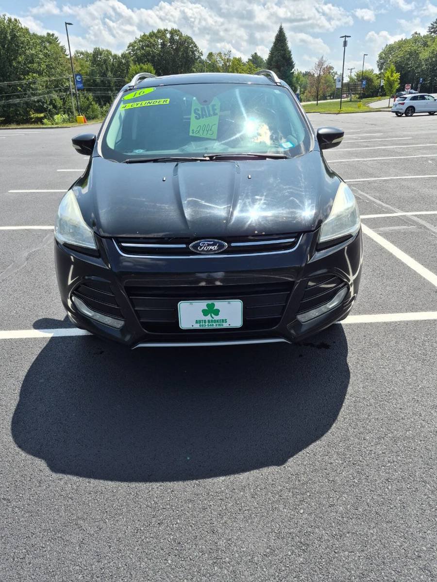 Used 2016 Ford Escape Titanium AWD/4WD image 2