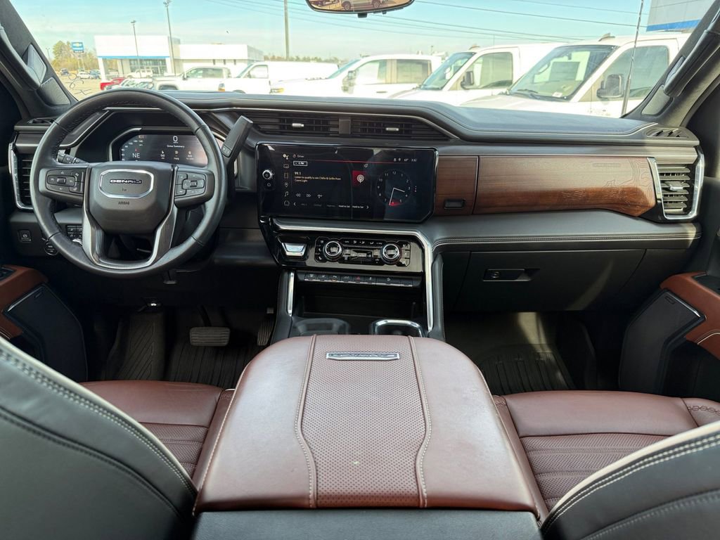 Certified 2024 GMC Sierra 2500 Denali Ultimate image 13