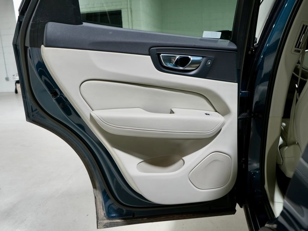 Used 2023 Volvo XC60 B5 Plus w/ Climate Package image 26