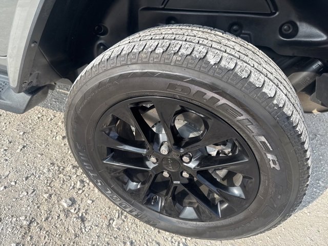 Used 2021 Jeep Wrangler Unlimited Sahara image 9