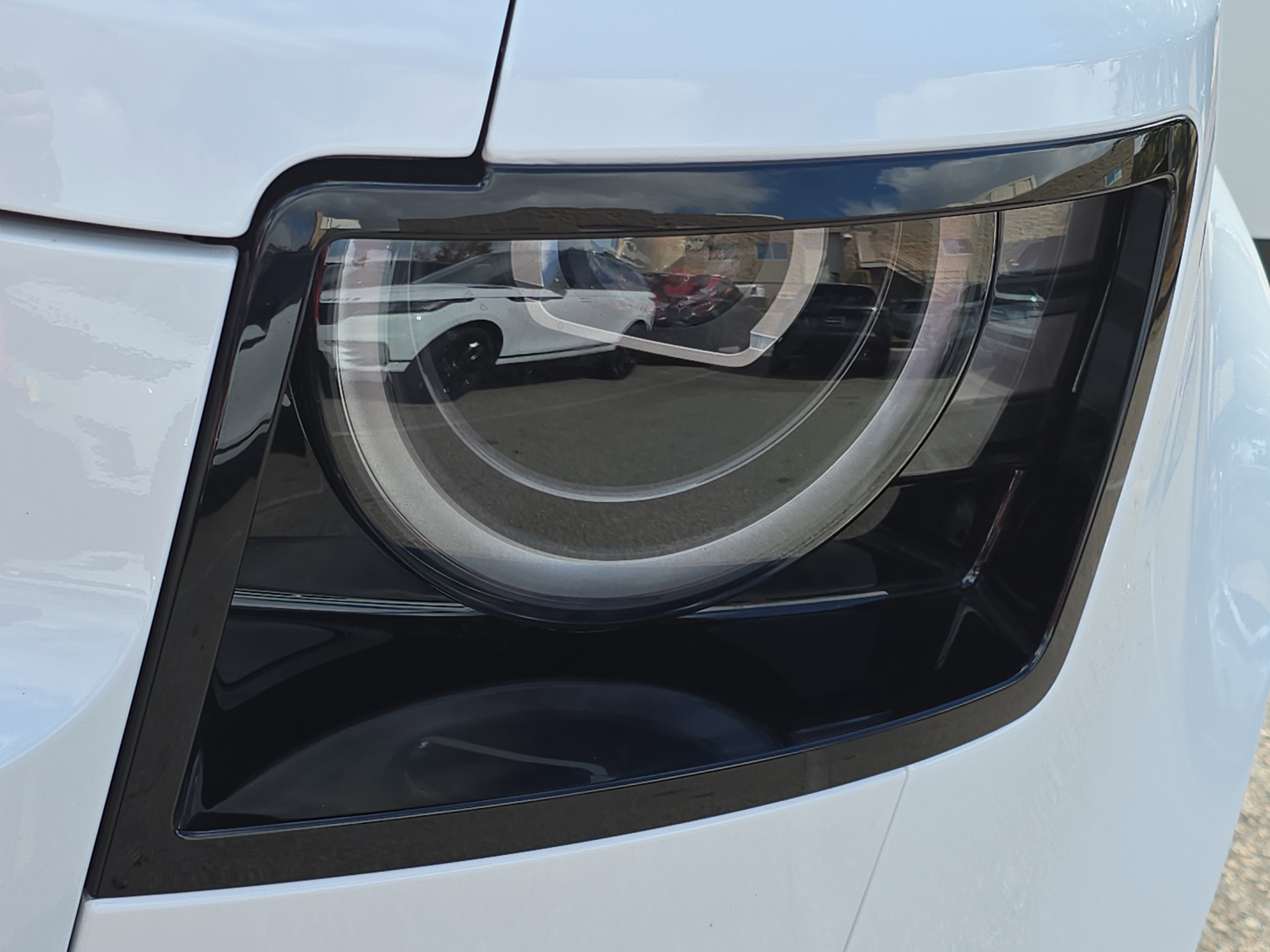 New 2026 Land Rover Defender 110 S image 31