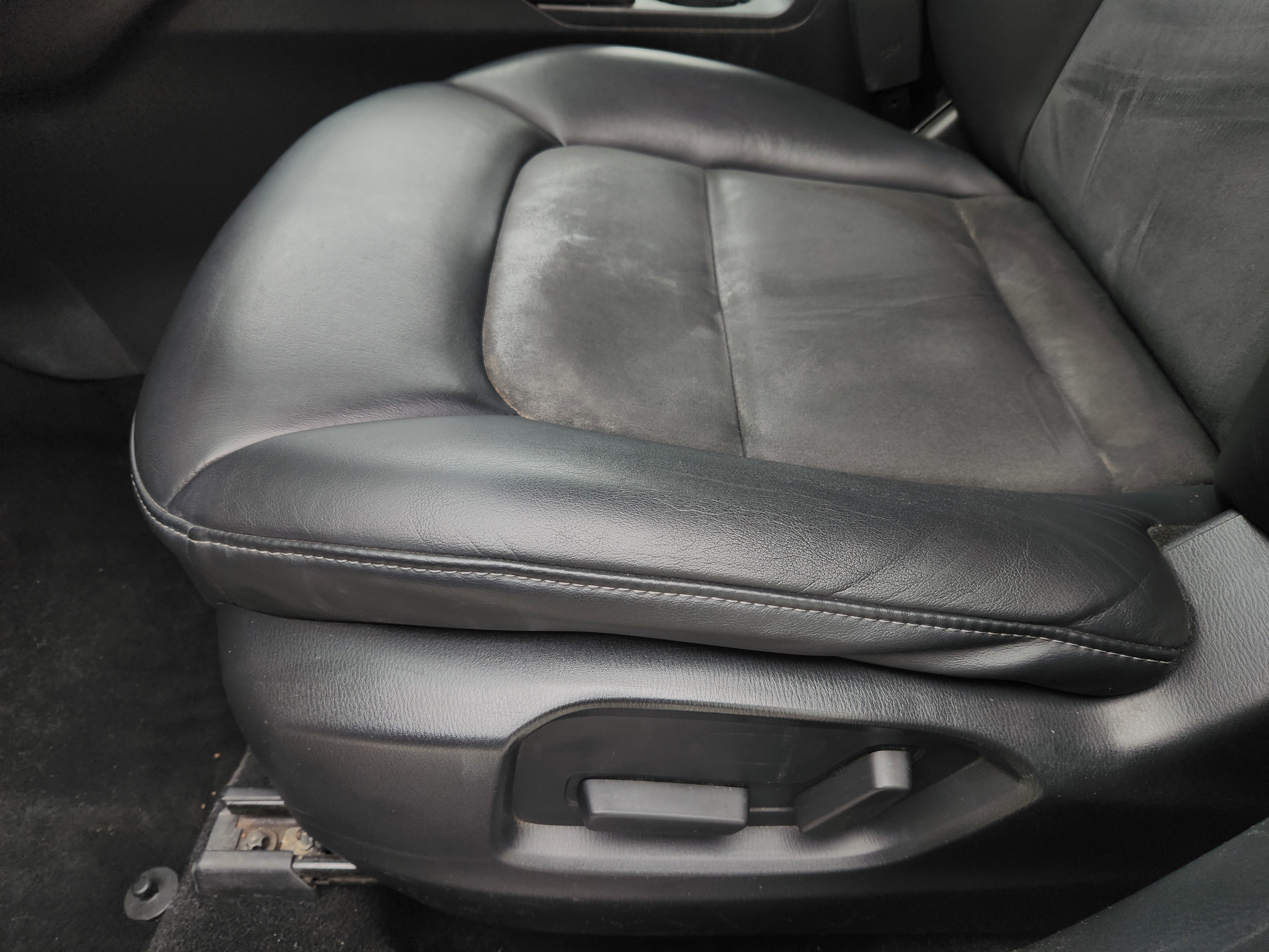 Used 2020 MAZDA CX-5 Touring FWD image 26