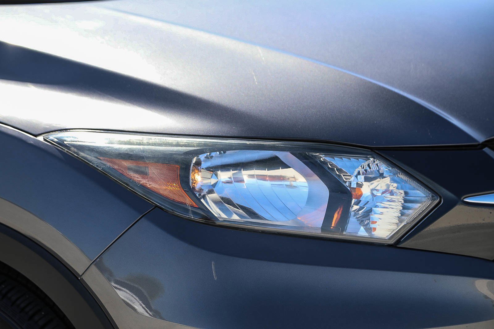 Used 2018 Honda HR-V EX image 8