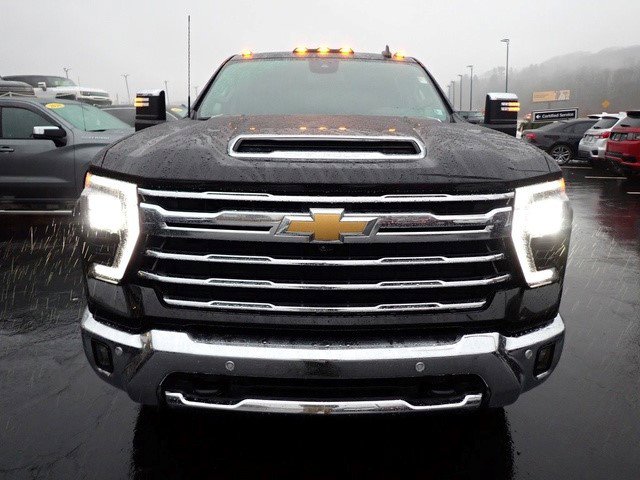 Certified 2024 Chevrolet Silverado 2500 LTZ w/ LTZ Convenience Package image 6