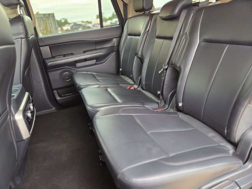 Used 2024 Ford Expedition Max XLT AWD/4WD image 16