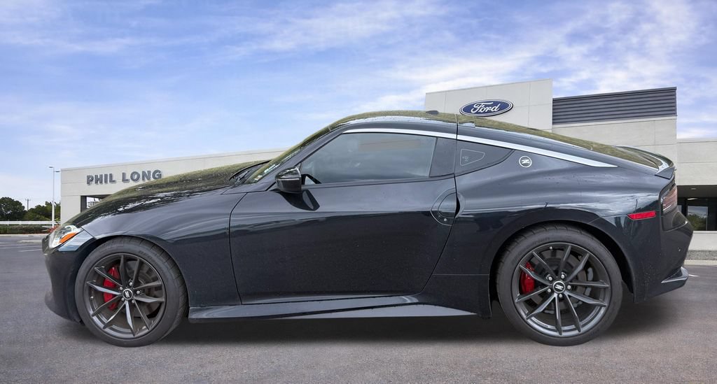 Used 2024 Nissan Z Performance w/ Floor Mat Package RWD image 5