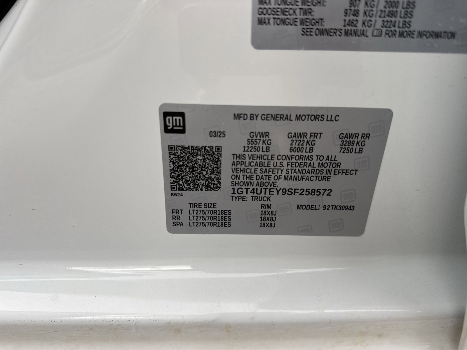 Used 2025 GMC Sierra 3500 SLE w/ SLE Value Package image 17