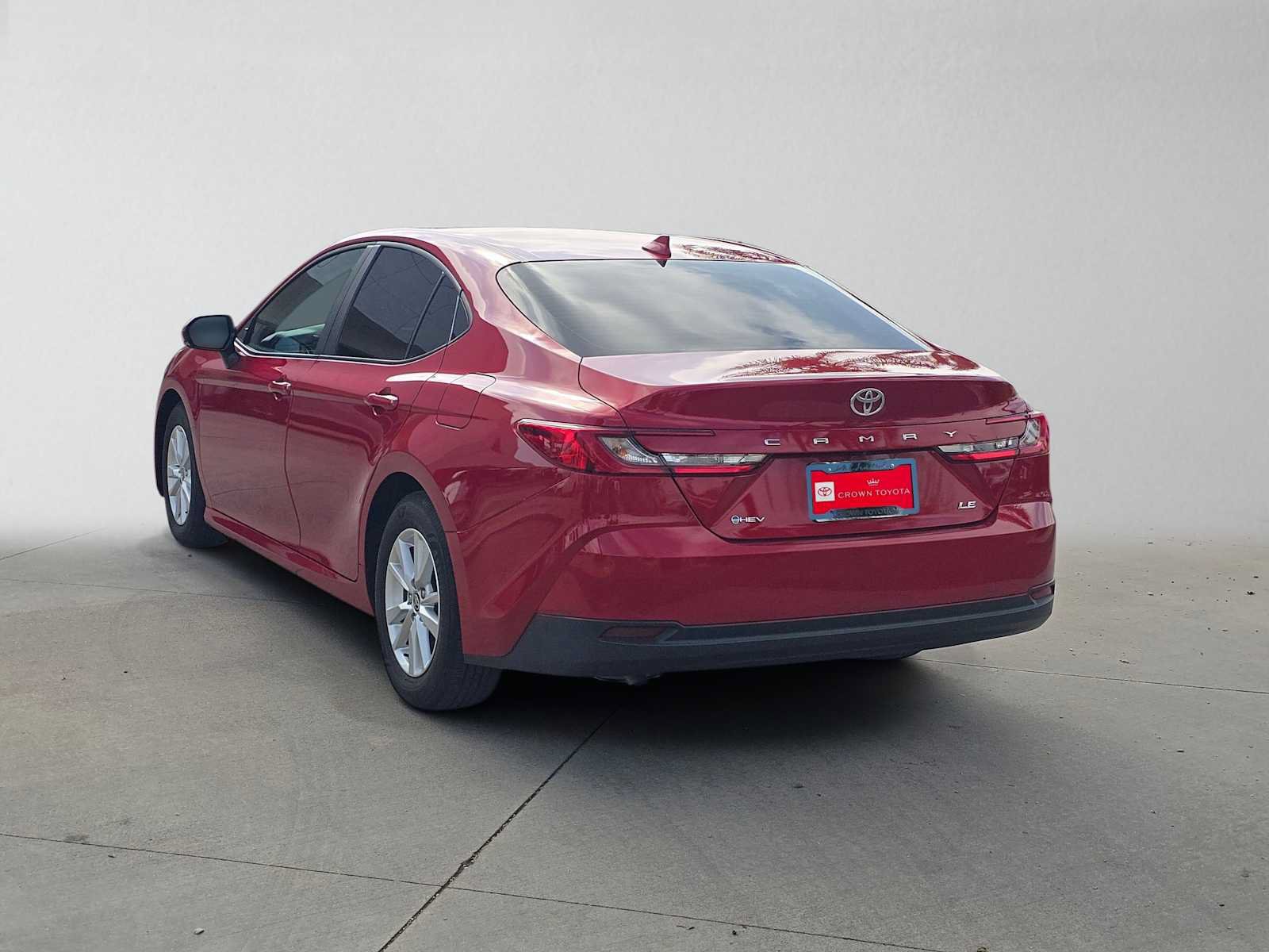 Certified 2025 Toyota Camry LE FWD image 5
