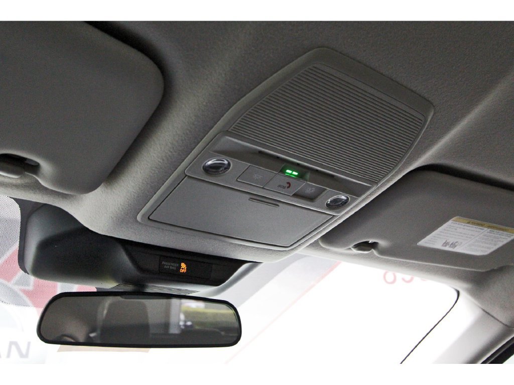 New 2026 Nissan Kicks SR w/ Cold Weather Package FWD image 23
