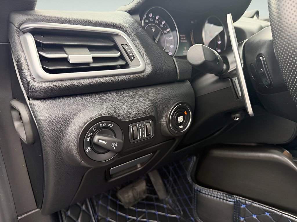 Used 2022 Maserati Ghibli Modena Q4 image 25