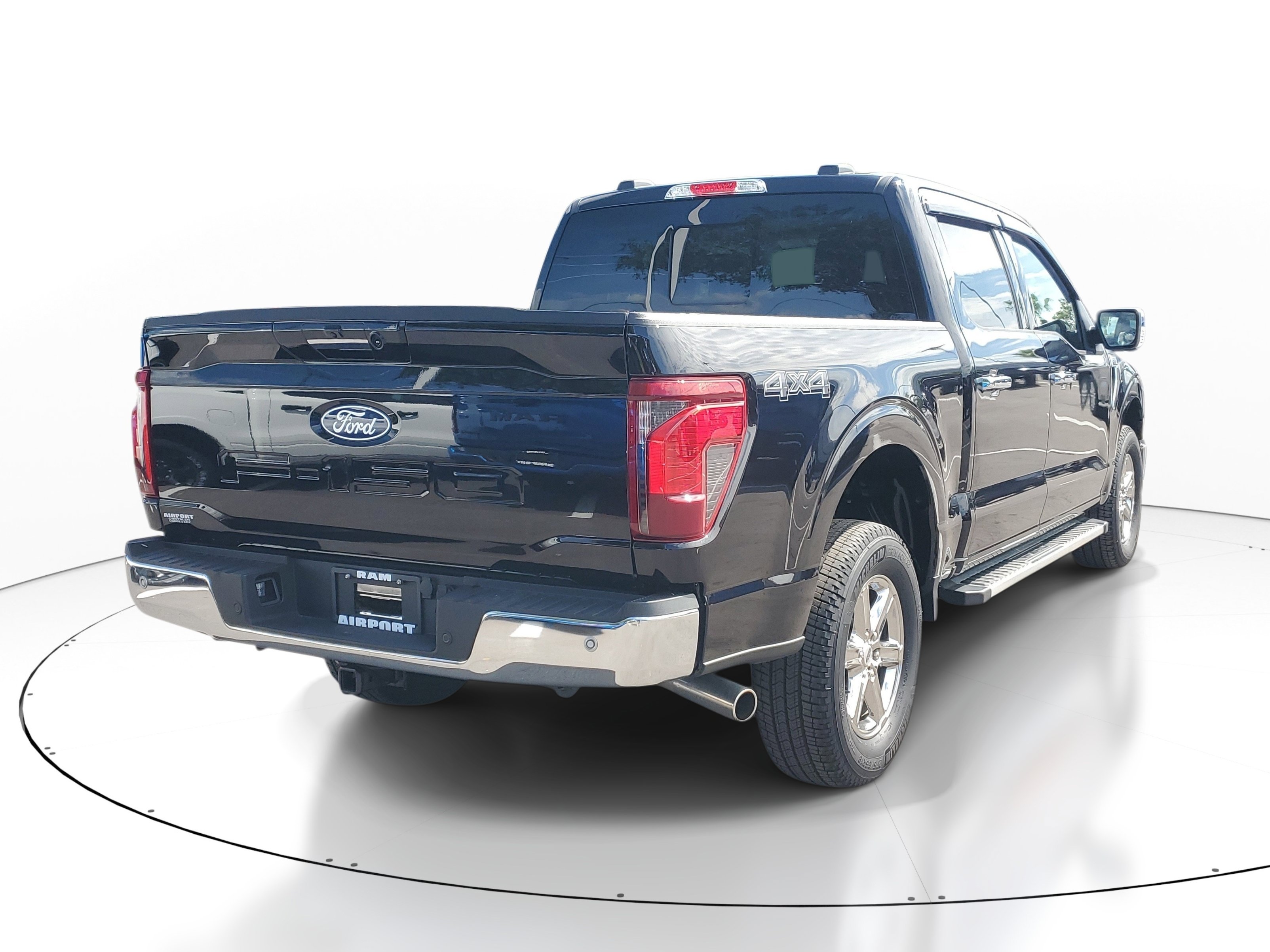 Used 2024 Ford F150 XLT w/ Equipment Group 302A MID AWD/4WD image 5