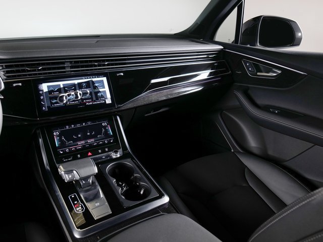 Certified 2026 Audi Q7 3.0T Premium Plus w/ Premium Plus Package AWD/4WD image 19