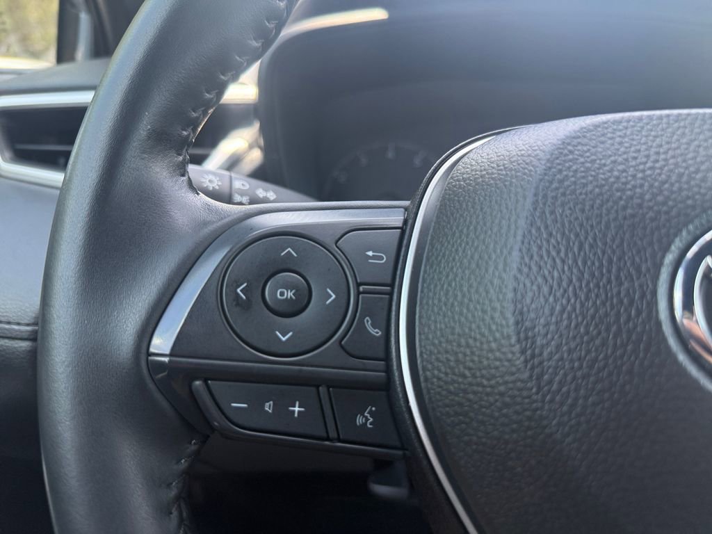 Used 2024 Toyota Corolla Cross SE image 23