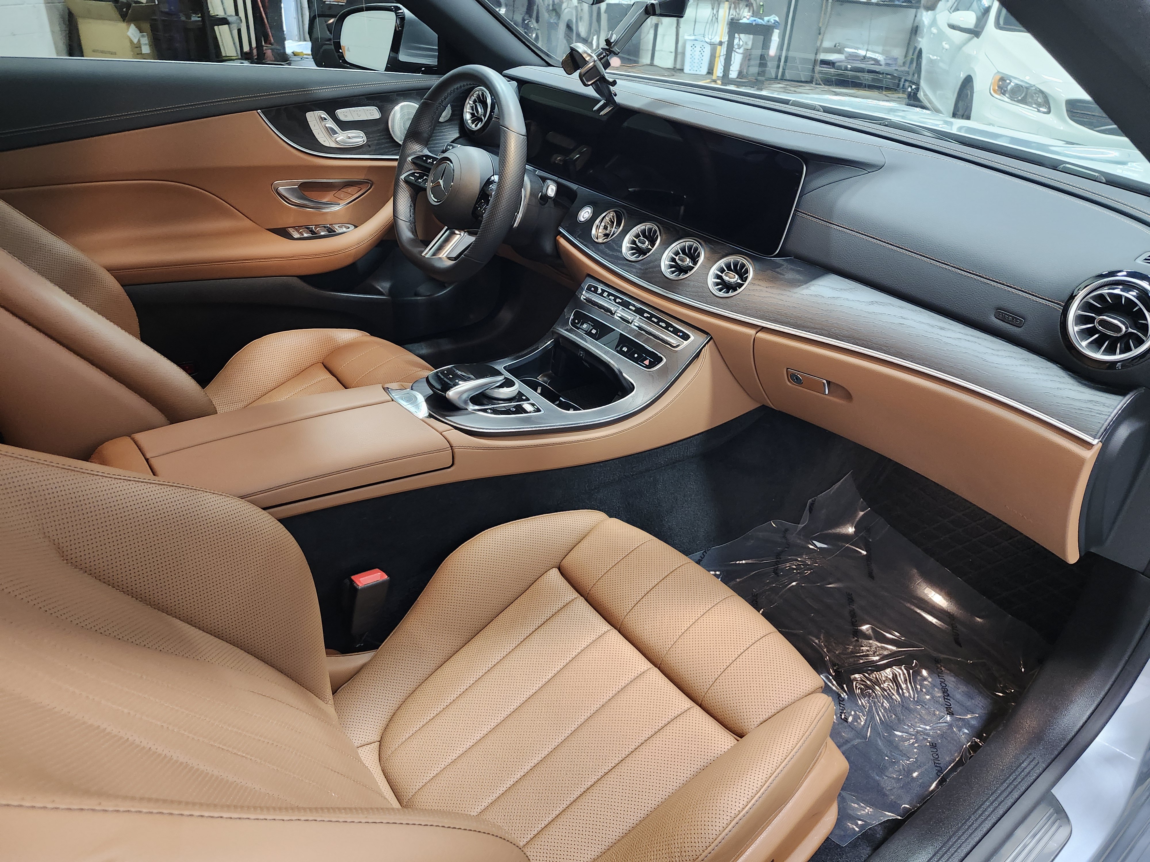 Used 2021 Mercedes-Benz E 450 4MATIC Cabriolet image 23