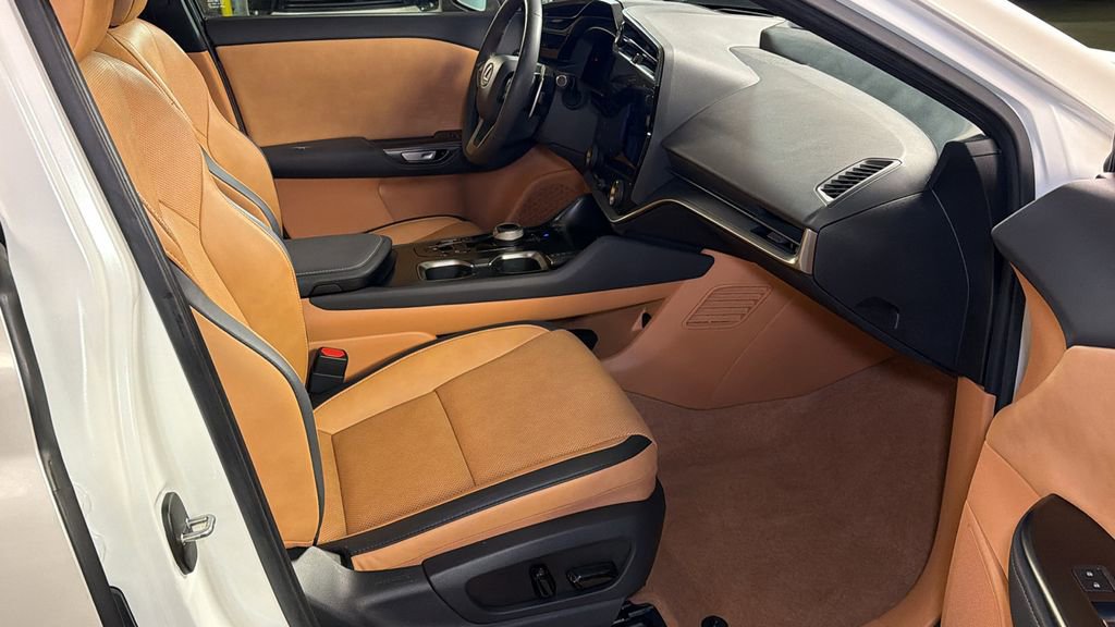 Certified 2023 Lexus RZ 450e Premium w/ Technology Package image 9