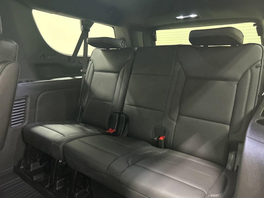 Used 2025 GMC Yukon XL Denali w/ LPO, Floor Liner Package image 32