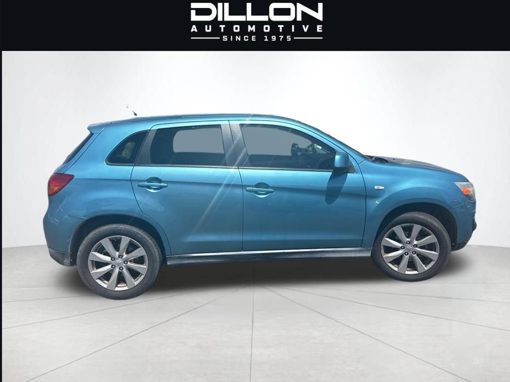 Used 2013 Mitsubishi Outlander Sport ES FWD image 4