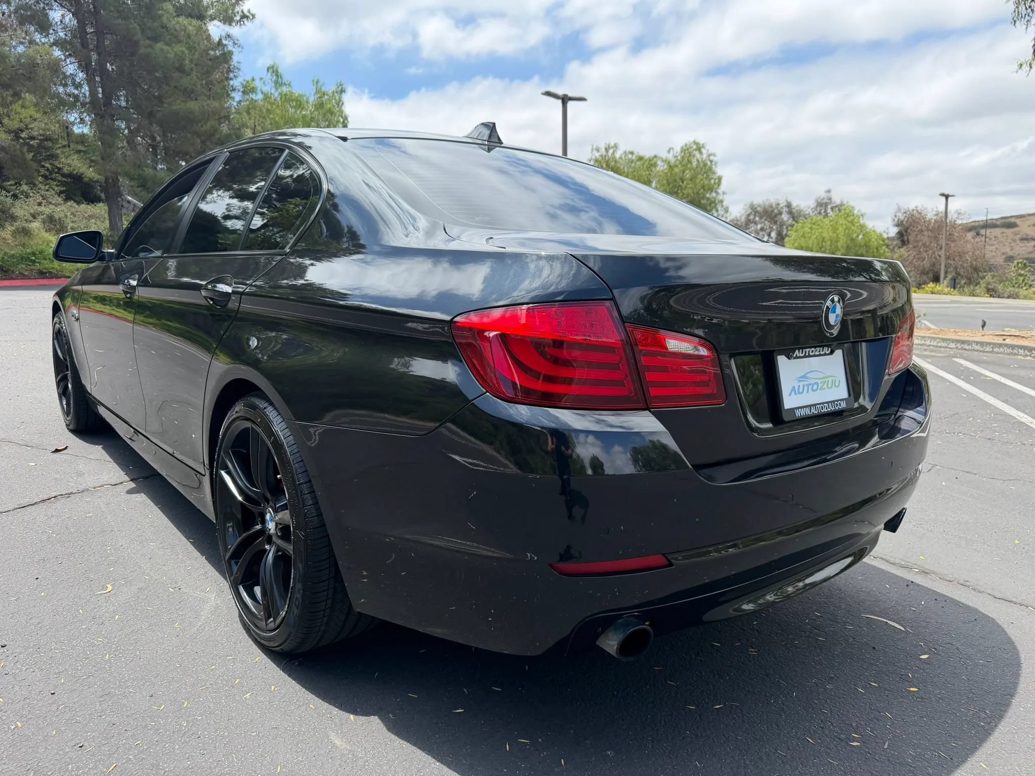 Used 2013 BMW 535i xDrive Sedan AWD/4WD image 4
