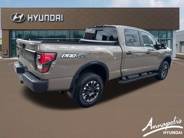 Used 2023 Nissan Titan PRO-4X AWD/4WD image 5