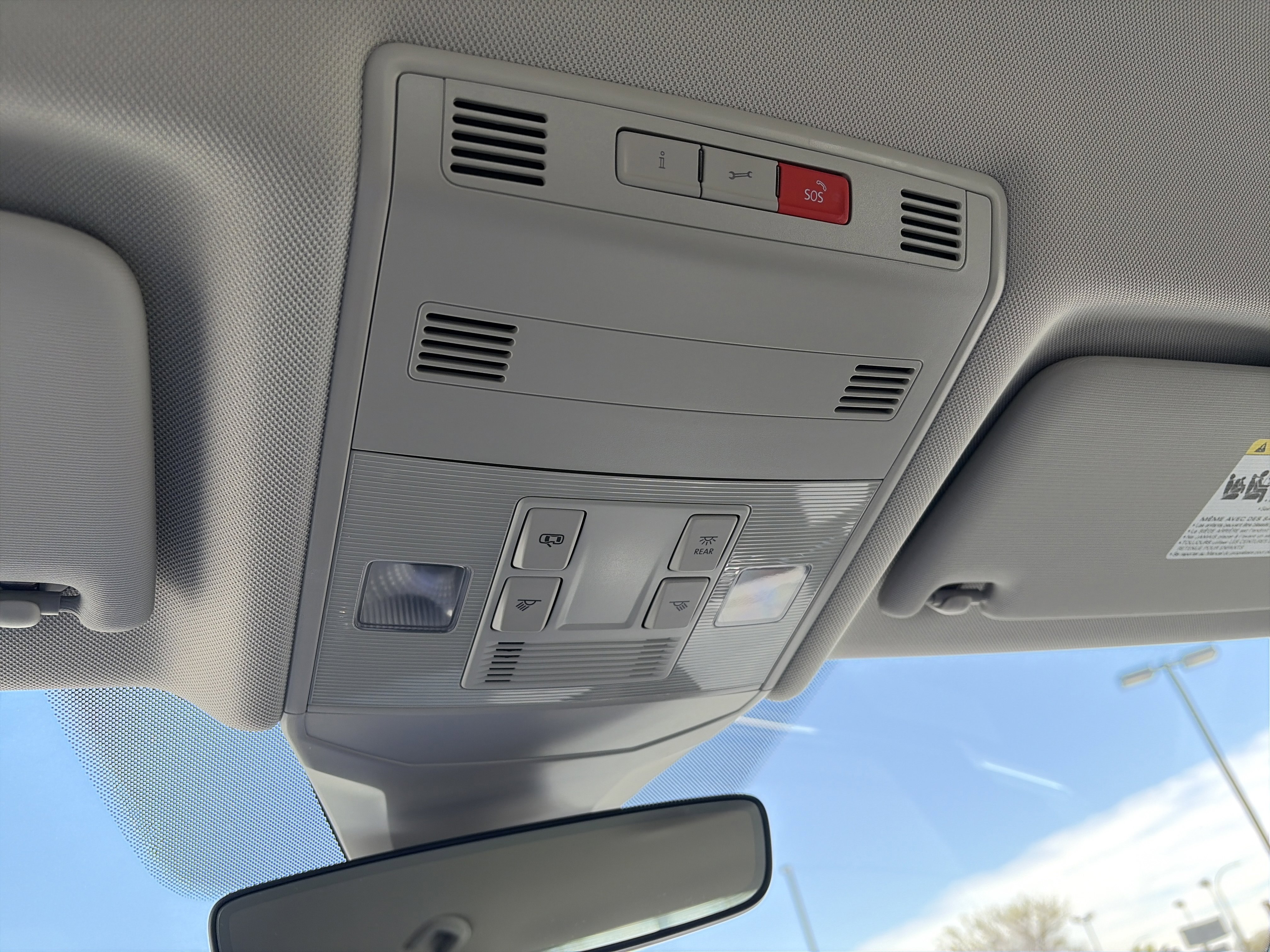 Certified 2025 Volkswagen Jetta S FWD image 22