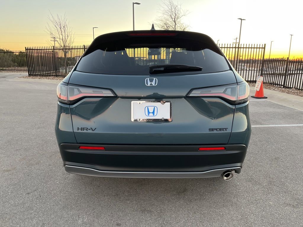 Used 2026 Honda HR-V Sport image 5