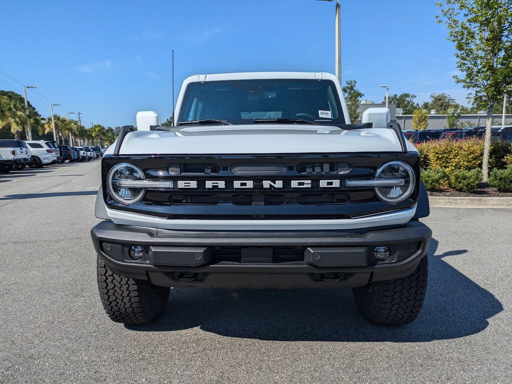 New 2026 Ford Bronco Outer Banks w/ Sasquatch Package AWD/4WD image 9