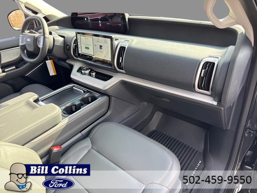 New 2025 Ford Expedition Max Active image 12