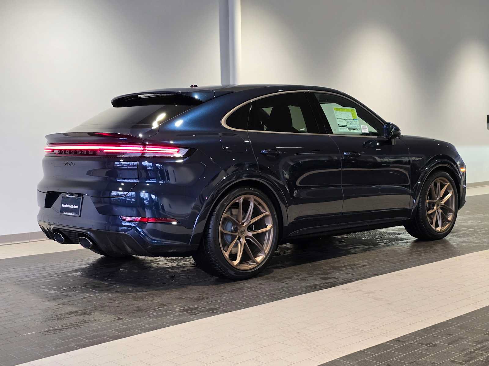 New 2026 Porsche Cayenne Turbo AWD/4WD image 7