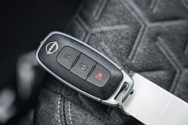 Used 2025 Nissan Kicks SV w/ Charging Package image 38