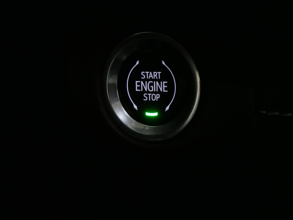 Used 2023 Buick Envision Essence FWD image 24