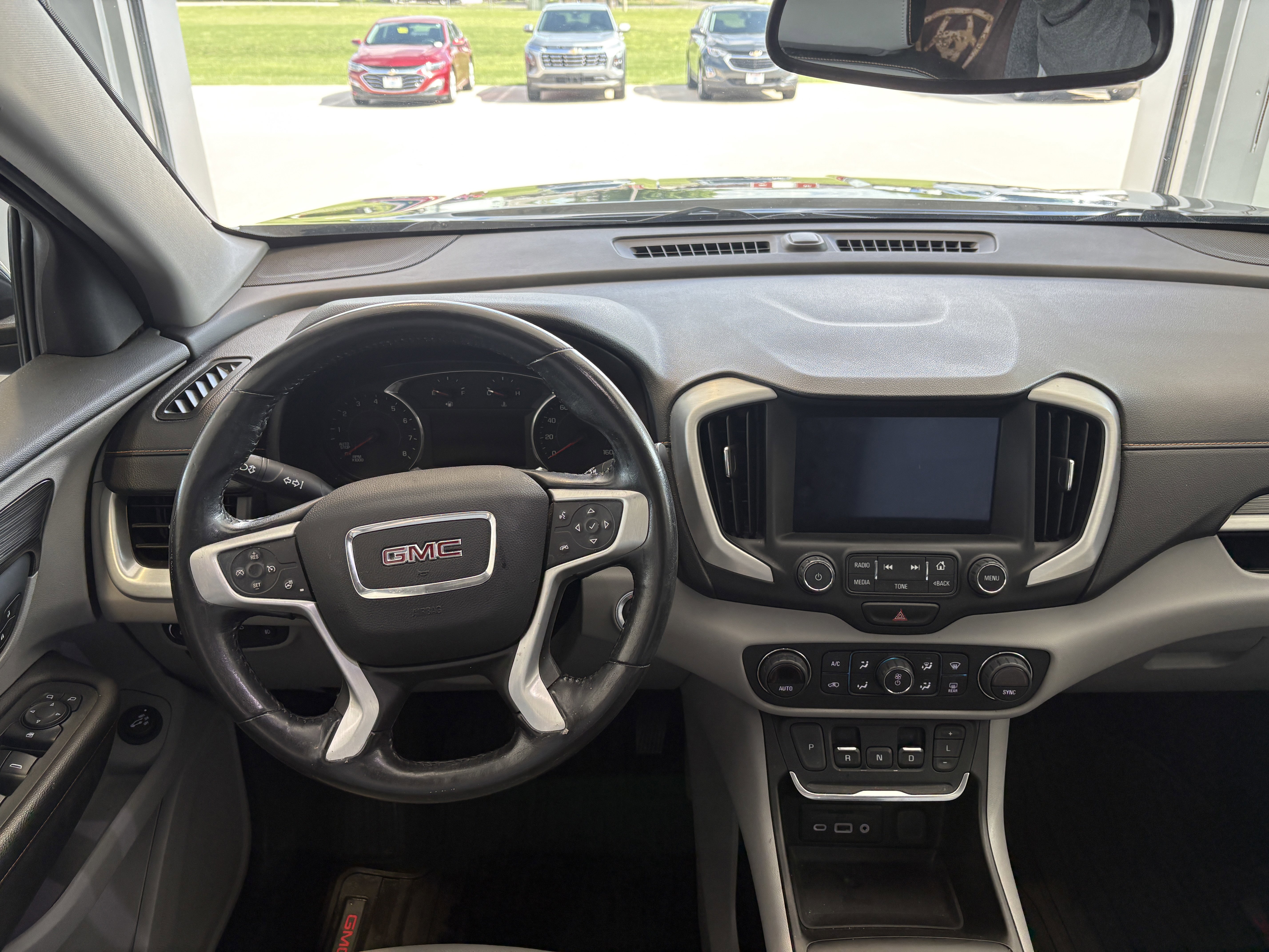 Used 2018 GMC Terrain SLT w/ Preferred Package FWD image 11