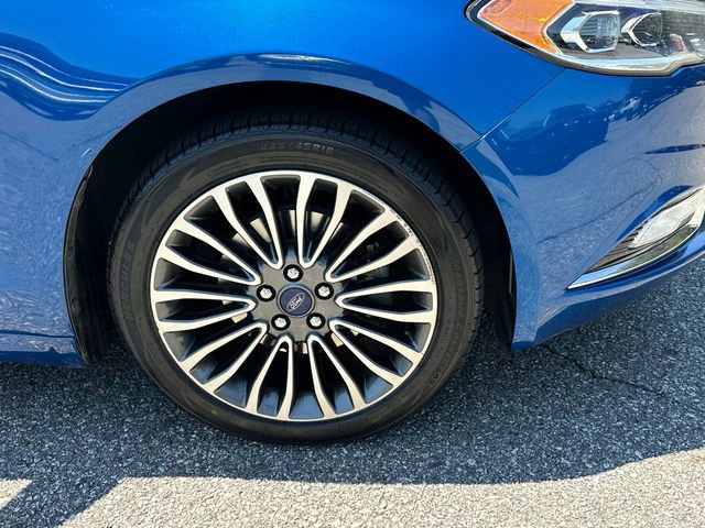Certified 2017 Ford Fusion SE w/ Fusion SE Technology Package FWD image 12