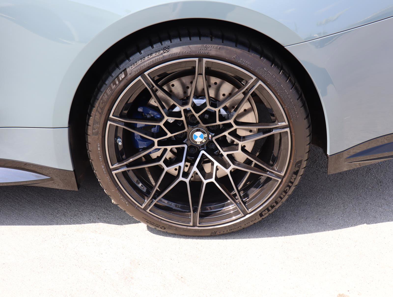 Used 2025 BMW M4 xDrive Competition image 11