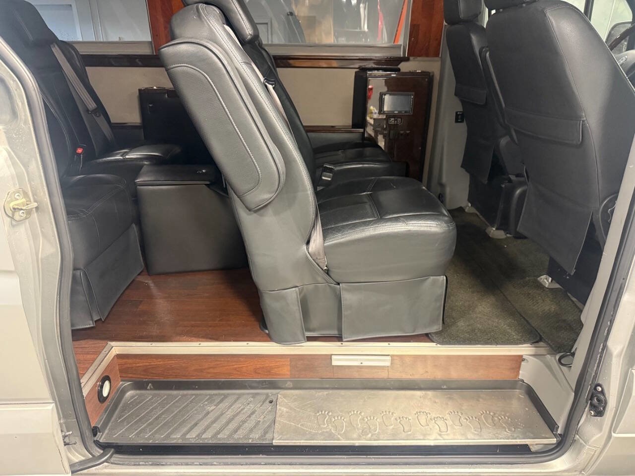 Used 2009 Dodge Sprinter 2500 image 29