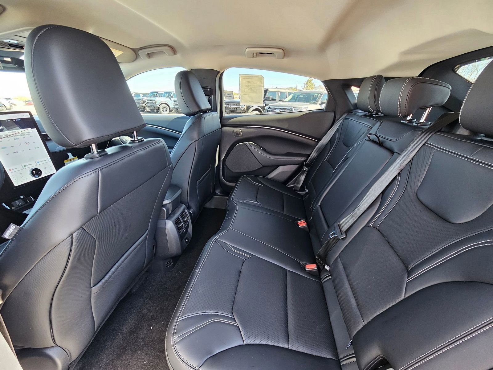 New 2025 Ford Mustang Mach-E Premium image 23